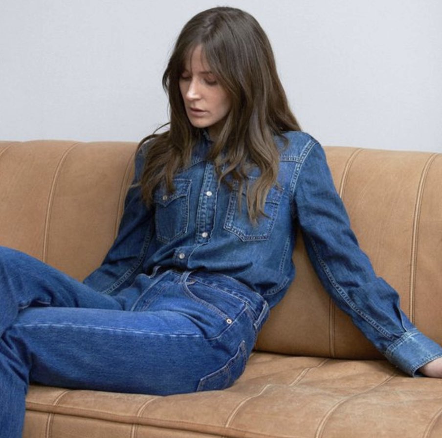 Style_Sonata's tweet photo. The Canadian Tuxedo... love it or hate it? This classic combo is popping up everywhere this season!

(Photo from @wearfranc on Pinterest) #styleblog #frenchfashion #parisfashionweek #fashionblogger #parisstreetstyle #fashionstyle #musthaveforfall #trendinglooks https://t.co/MocnOYtfVG