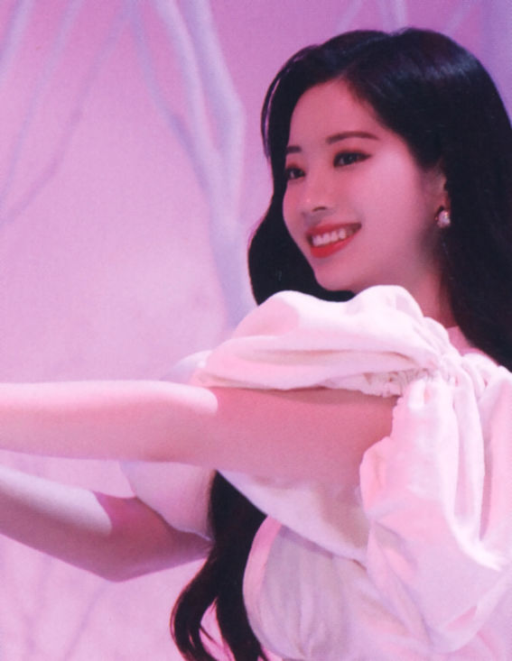 SCAN] TWICE JAPAN DEBUT 5th Anniversary Making Photo Book「ONCE