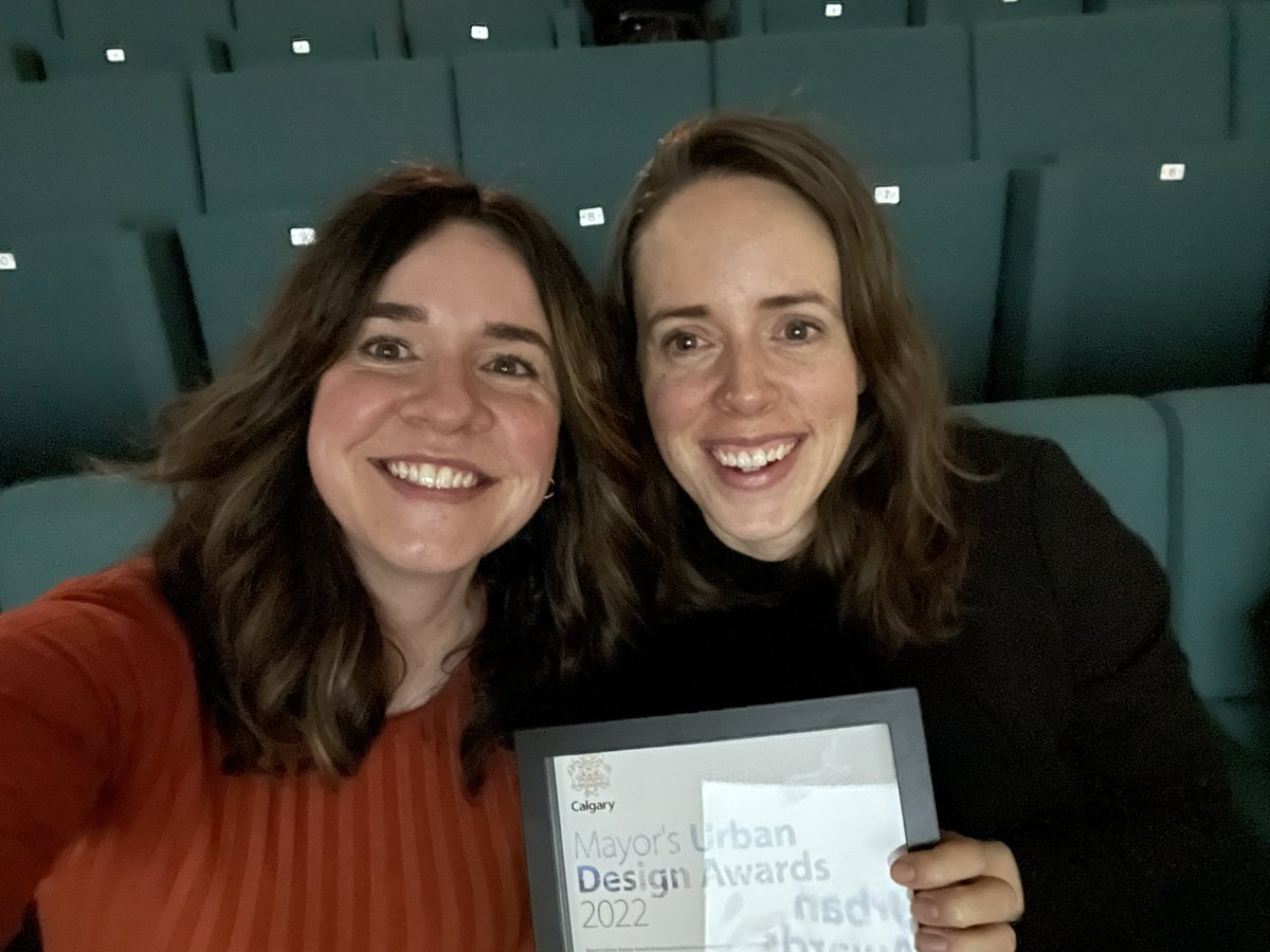 SustainableYYC's tweet image. Our team was honoured to take home an Honourable Mention in the Community Initiatives category for ‘Kids Reimagine School Streets’, a project that included temporary community prototypes &amp;amp; longer-term plans. #mudayyc