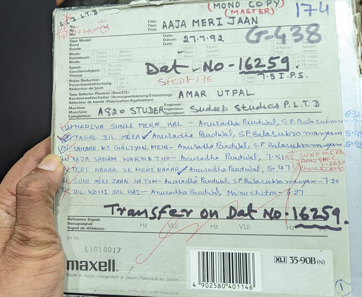 p1j's tweet image. The #SourceofTruth, the master spool of Pancham&apos;s recordings for d film dated 18.07.90 features all the track names, which were discarded but 2 of which made to 1st release 

The Second #SourceofTruth in my hand is d replacement spool dated 27.07.92 with AmarUtpal @Bikash_Shukla