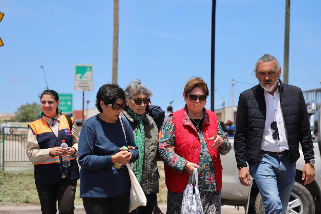 DPPHuasco's tweet photo. Notable comportamiento de los vecinos de la comuna de Huasco en #SimulacroAtacama Terremoto Tsunami 
Con responsabilidad y compromiso junto a nuestro DPP @RodrigoLoyolaM y @munidehuasco https://t.co/HrlGYncyFJ