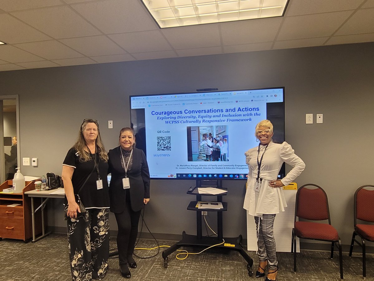 SpcTkey's tweet photo. Wonderful session with Dr.Maria Rosa Rangel and Dr. Janeen Perry- Campbell.
#WCPSS#EquityandInclusion# #SPCTraining https://t.co/Q2AJpg0pUc