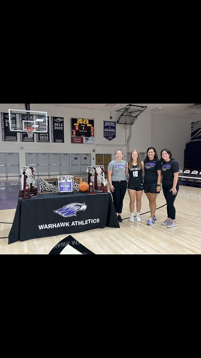 Huge Congratulations to <a href="/juliabruch_/">Julia Bruch</a> as she officially signs to <a href="/UWWhitewater/">UW-Whitewater</a>!! Thank you <a href="/coachcarollo/">Keri</a> and your amazing staff for everything! Keep up the amazing work Julia! Go Warkawks! #Hamiltonbasketball #LadyChargers #wisgb