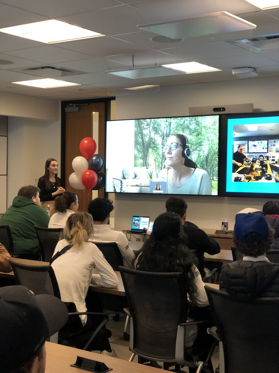 Field trips are BACK! So happy to welcome 32 <a href="/CiscoNetAcad/">Networking Academy</a> students from <a href="/stclairCAE/">St.ClairCollegeCAE</a> to the <a href="/CiscoCanada/">Cisco Canada 🇨🇦</a> Innovation Centre! Great morning sharing the latest and greatest in tech and talking careers!