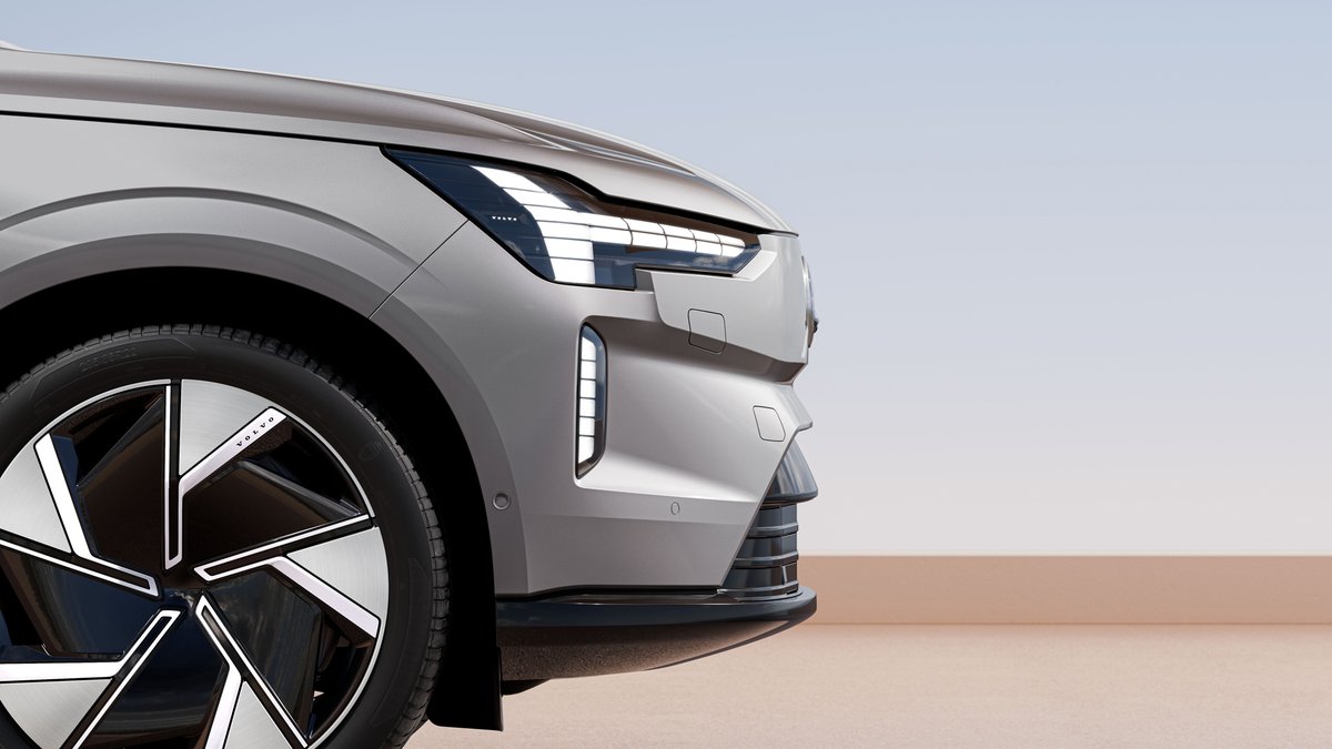 Meet the new, #VolvoEX90. Our first fully electric SUV, featuring Safe Space Technology powered by lidar and a serene Scandinavian interior. The Volvo EX90 offers a driving experience out of the ordinary. #SafetyInMind Order today bit.ly/3WOEr7d