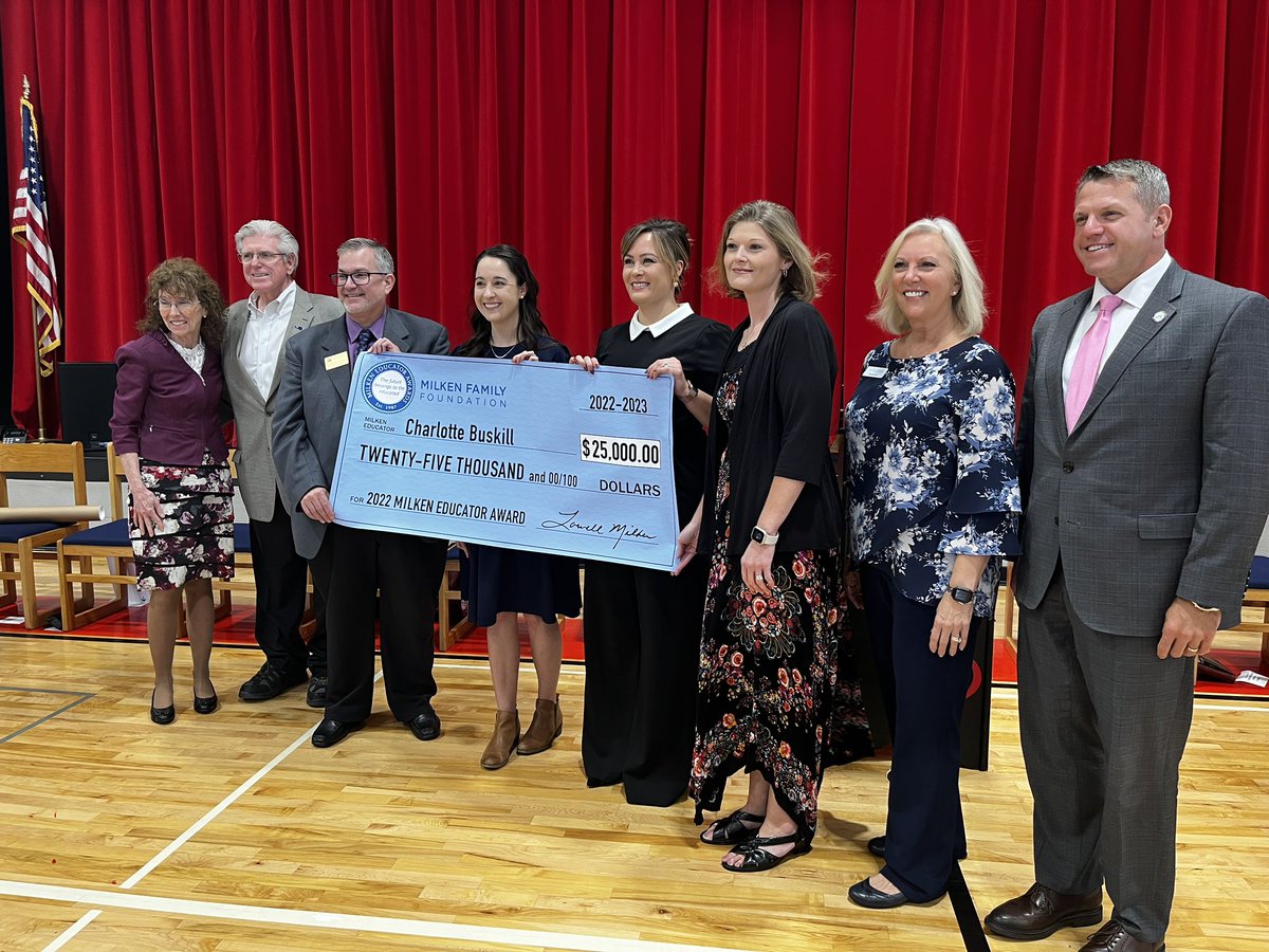 KY Dept of Education (@kydeptofed) on Twitter photo 🎉 Congratulations to Newton Parrish’s Charlotte Buskill, the 2022 Kentucky recipient of the <a href="/Milken/">Milken Family Fdn</a> Educator Award. #KyEd #UnitedWeLearnKy 🎉 Congratulations to Newton Parrish’s Charlotte Buskill, the 2022 Kentucky recipient of the <a href="/Milken/">Milken Family Fdn</a> Educator Award. #KyEd #UnitedWeLearnKy