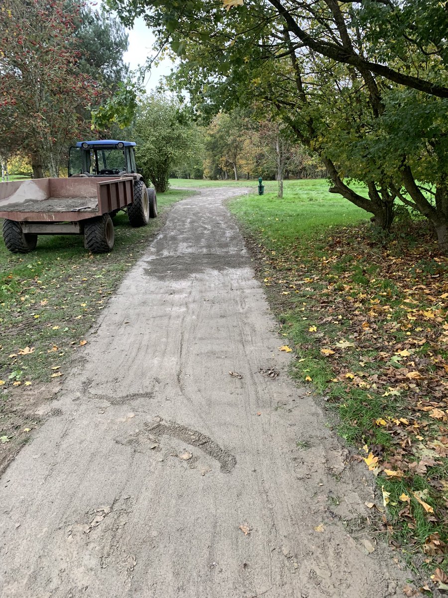 ride_mill's tweet photo. Another path in high wear area from 5th green to 6th tee, linking up with path from 7th green to 8th tee and round to back of 10. https://t.co/flWpBjxcGJ