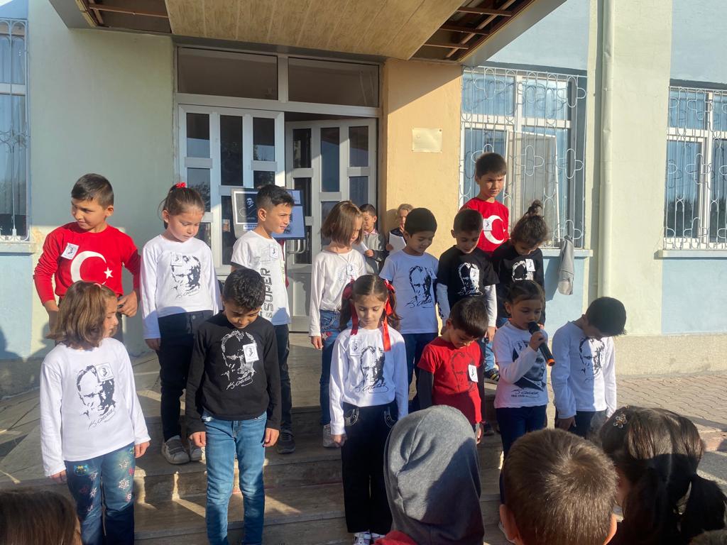 AtaturkIsmil's tweet photo. Cumhuriyetimizin kurucusu, Başöğretmenimiz  Mustafa Kemal Atatürk’ü vefatının 84’üncü yıl dönümünde rahmet, minnet ve saygıyla anıyoruz.
@karatayilcemem 
@konyamem https://t.co/Zy6qsFHIEe
