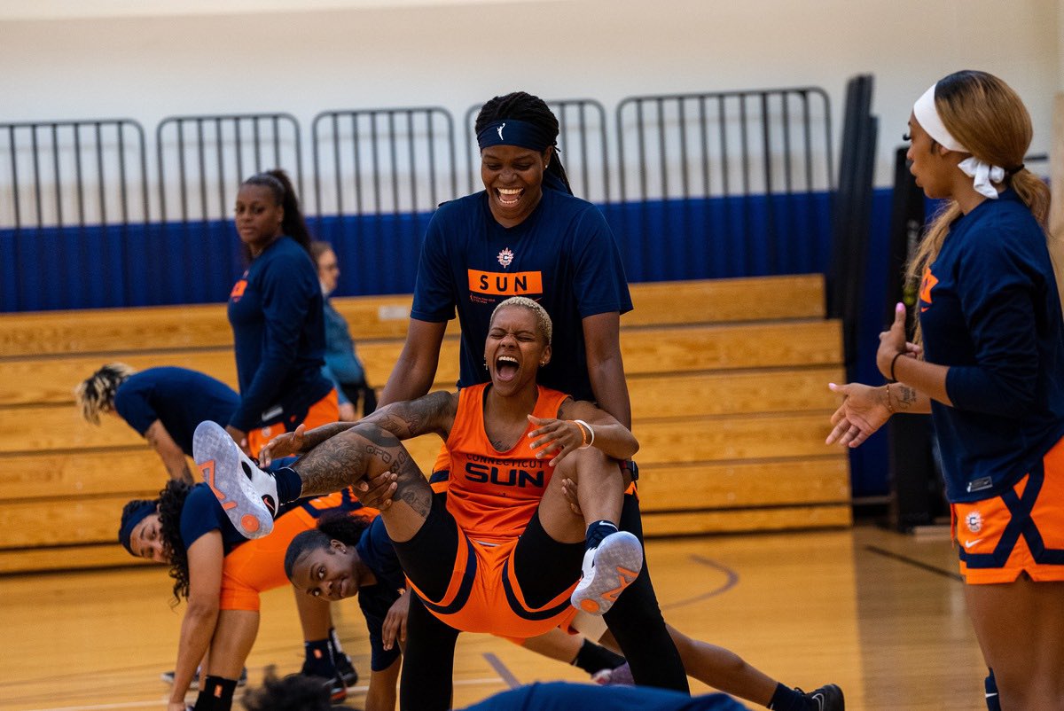 Connecticut Sun tweet media