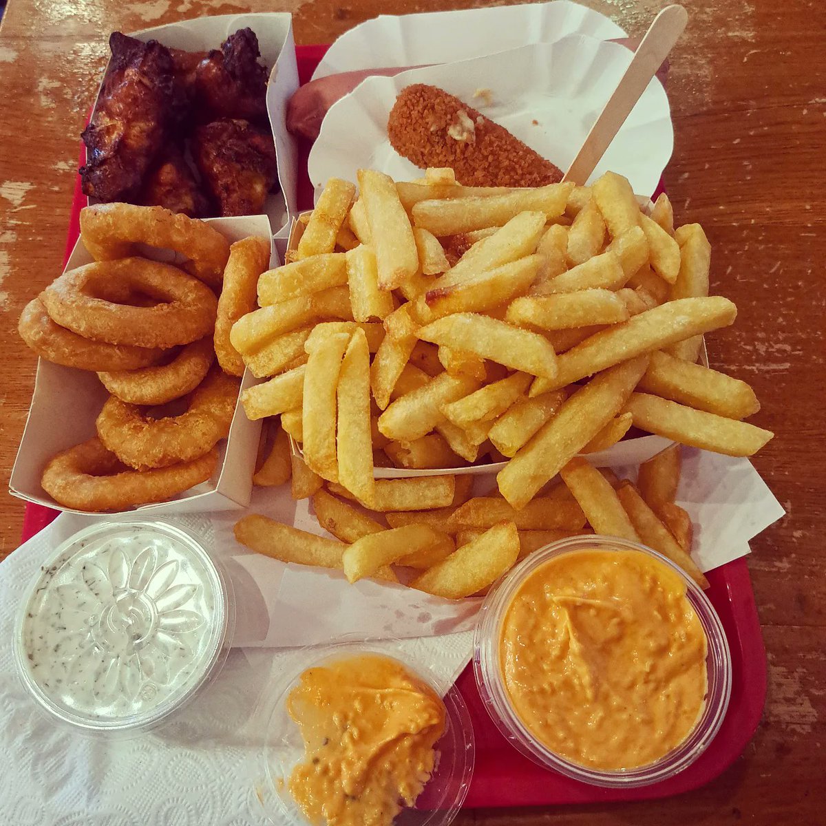 tastinglocal_'s tweet photo. Het is #WeekVanDeFriet! En ik deed meer dan mijn best om er deel van uit te maken: https://t.co/hbtFNzbZ3J

Wie doet er nog mee? https://t.co/zhRo8elQzs