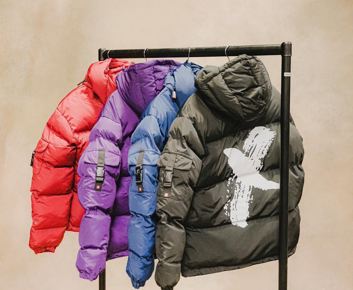 Tax3 Puffer Jackets
FW22 Collection 
Live @ 8PM! 🥷🇨🇭