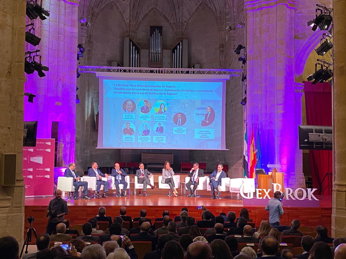 FcCalvin's tweet photo. Un placer haber formado parte hoy en representación @santalucia_seg en la VIII Convención @Gexbrok y la mesa redonda “Desafíos para los corredores de seguros: Digitalización, formación y concentración de corredurías tras la Ley de Distribución de Seguros”. #conectadoscongexbrok https://t.co/PGXJKWv5Gv