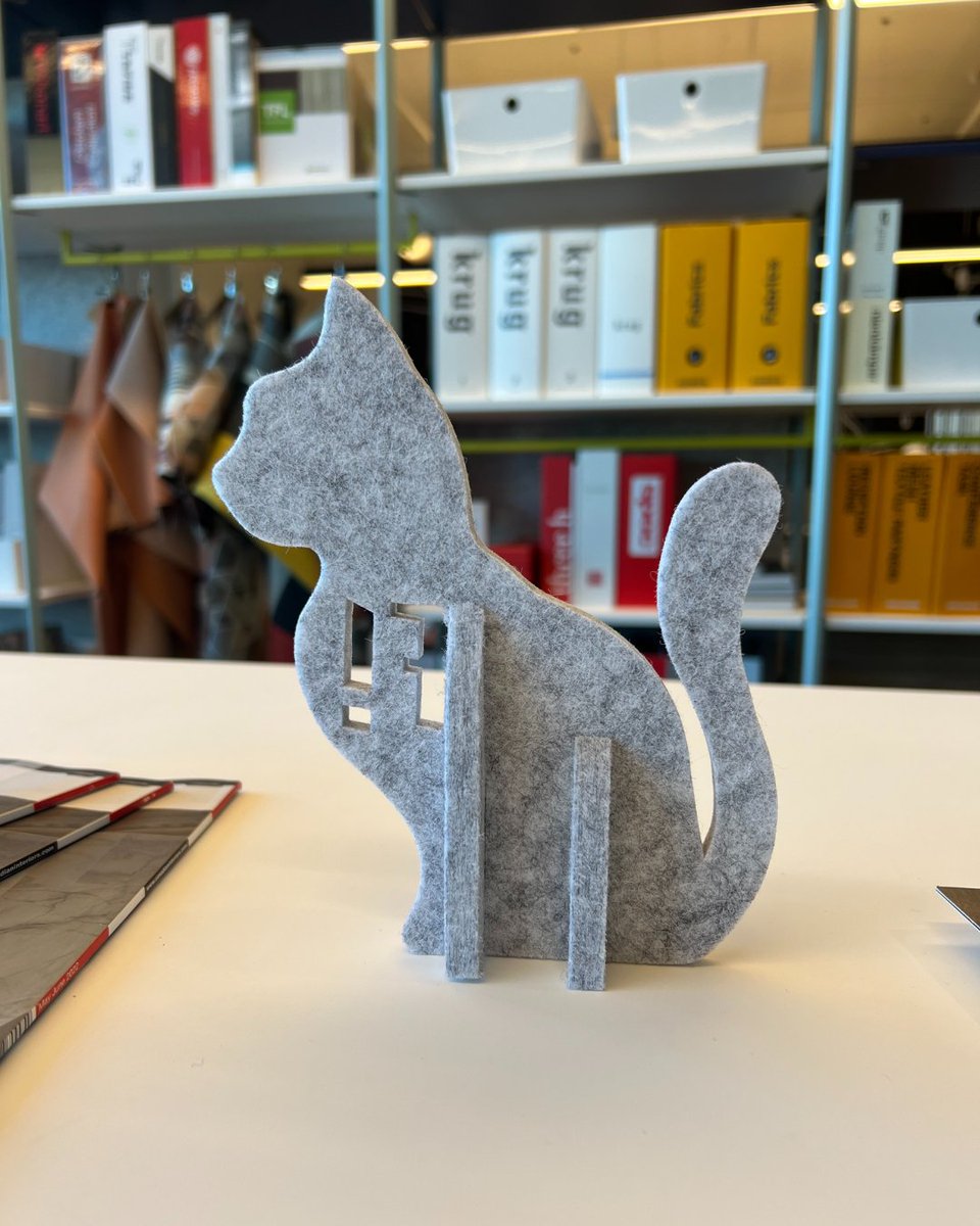 Inspiration comes in many shapes and sizes. #inspiredworkinsiredlife 

@fraschacoustics

#POI #LivingLAB #Acousticsolutions #officedesign #Torontooffice #interiordesign