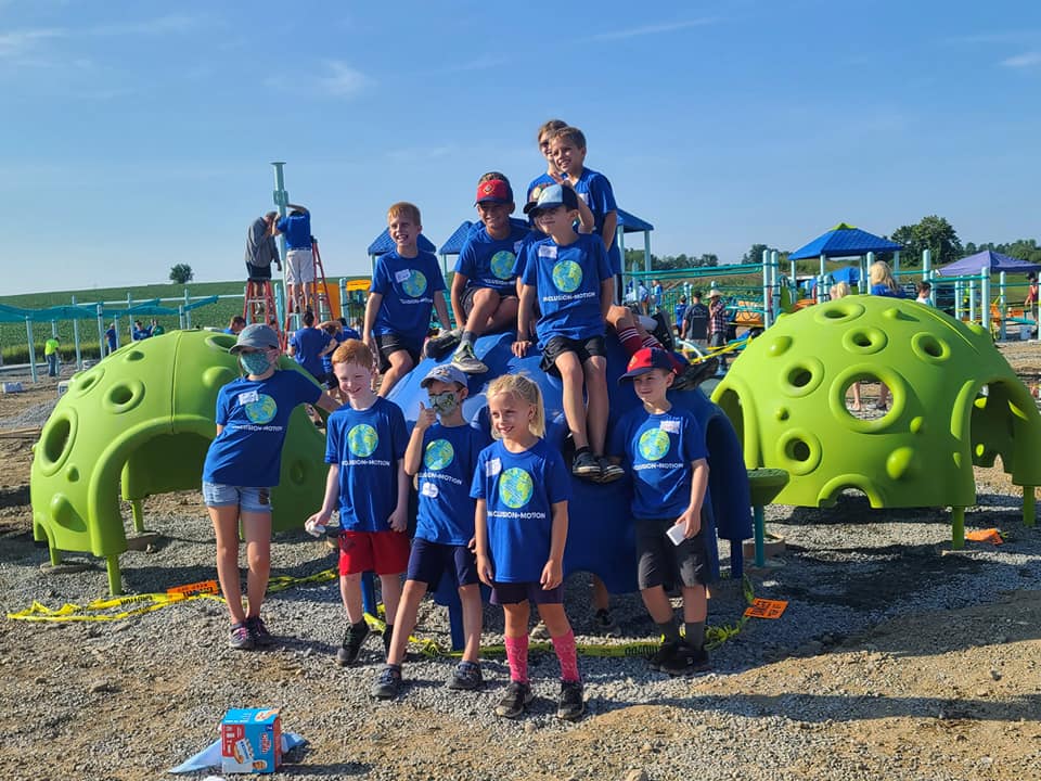 2022 AWARDS FINALIST for Small Design: Motion Junction Inclusive Playground for being the 1st universally designed/certified playground in the US; community-built, sensory-rich environment enabling child development.

🏆 Ceremony on 11/16: ow.ly/1JH950LxXYs

📸: Canandaigua