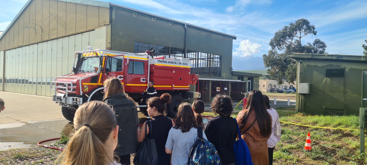 mariadeperetti's tweet photo. #journeedureserviste à la base de #Solenzara #ba126 https://t.co/nBI8Bo1sXw