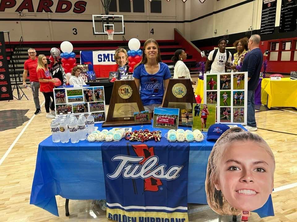 LovejoyXCTF's tweet photo. Congrats to Amy Morefield on signing with Tulsa yesterday for XC and Track! @AmyMorefield2 @TTFCA @TXMileSplit https://t.co/CUcyZf2jKe