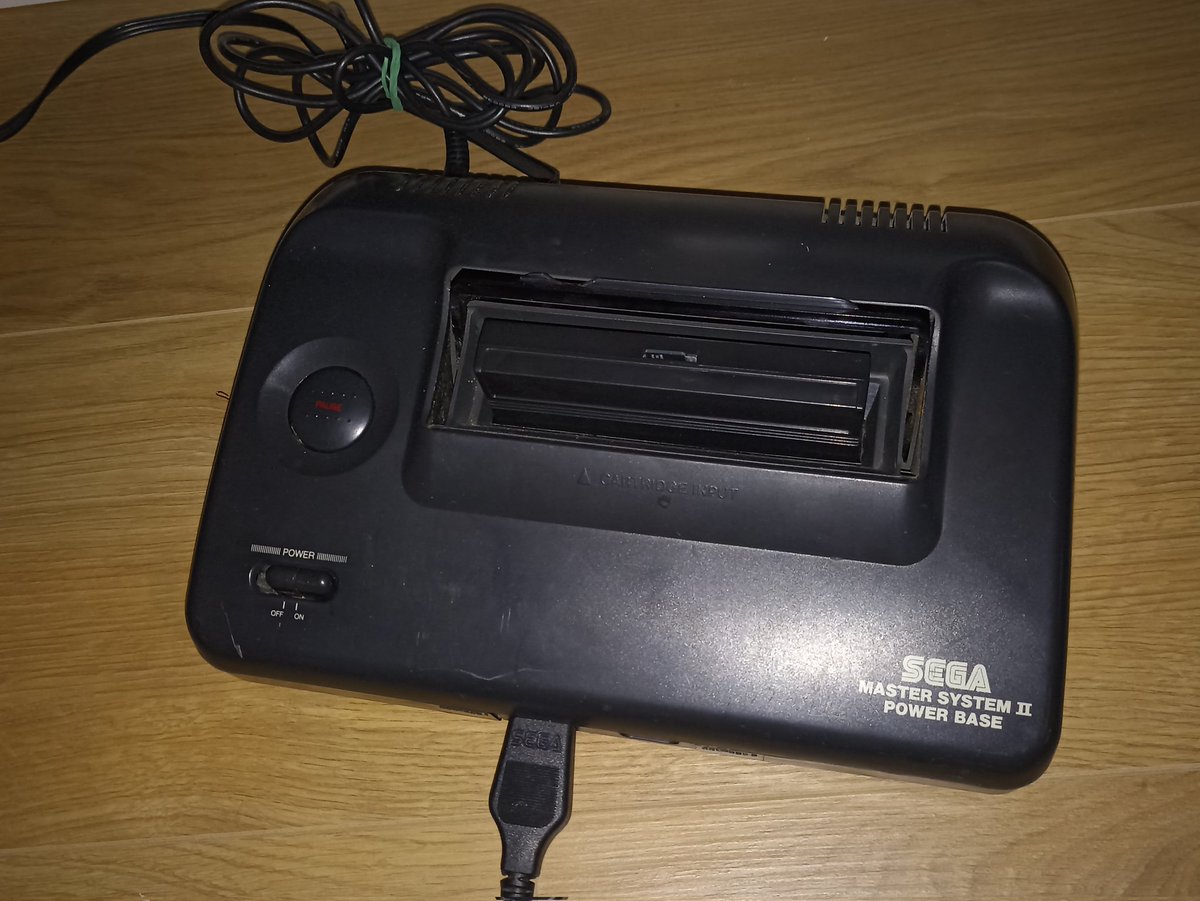 LBrazo's tweet image. #TardeRetro
#CastleOfIllusion
#MasterSystemII
@SEGA