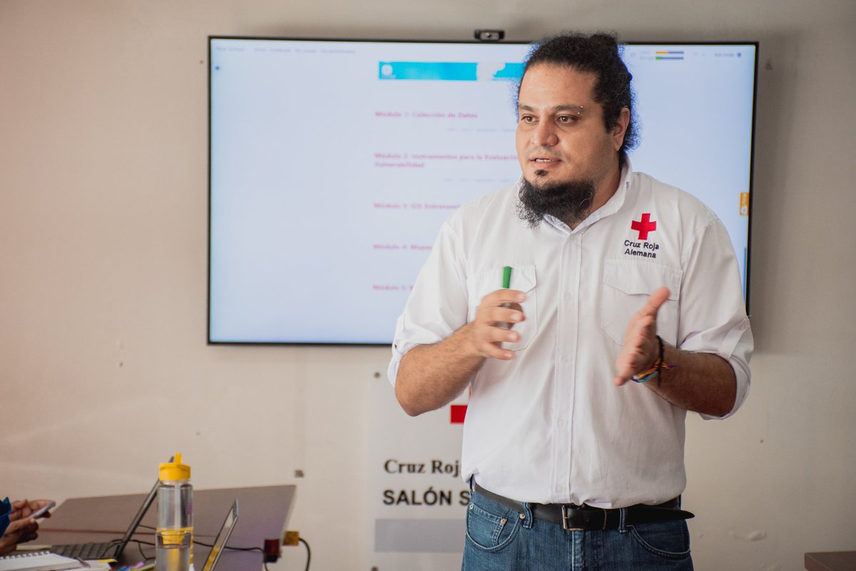 AnticipacionLAC's tweet photo. Fortaleciendo capacidades en Sistemas de Información Geográfica para la #AcciónAnticipatoria en Colombia 🇨🇴 🙌🏻
🗣 13 representantes de @cruzrojacol concluyeron el Curso de Elaboración de Mapas #MappingCourse https://t.co/AThvuaeFOu
