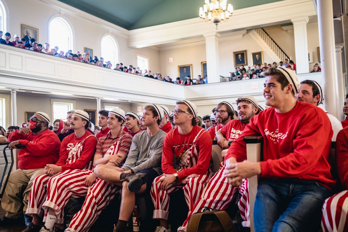 WabashCollege's tweet image. Ding Ding 🔔
#WAF @WabashFB