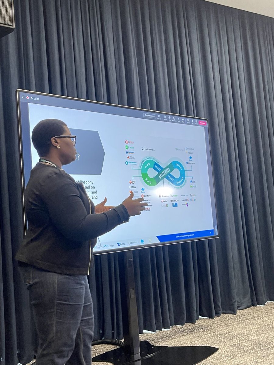 TechSummitNg's tweet photo. DAY 2 Breakout session with Olajumoke Toriola ongoing conversations about Azure DevOps + Microsoft Teams, Collaborative Development, and Operations

 #techsummitnigeria #techsummitng #microsoft #ai @soluwawumiju @KazeemCanTeach https://t.co/PmxaQ2pUbI