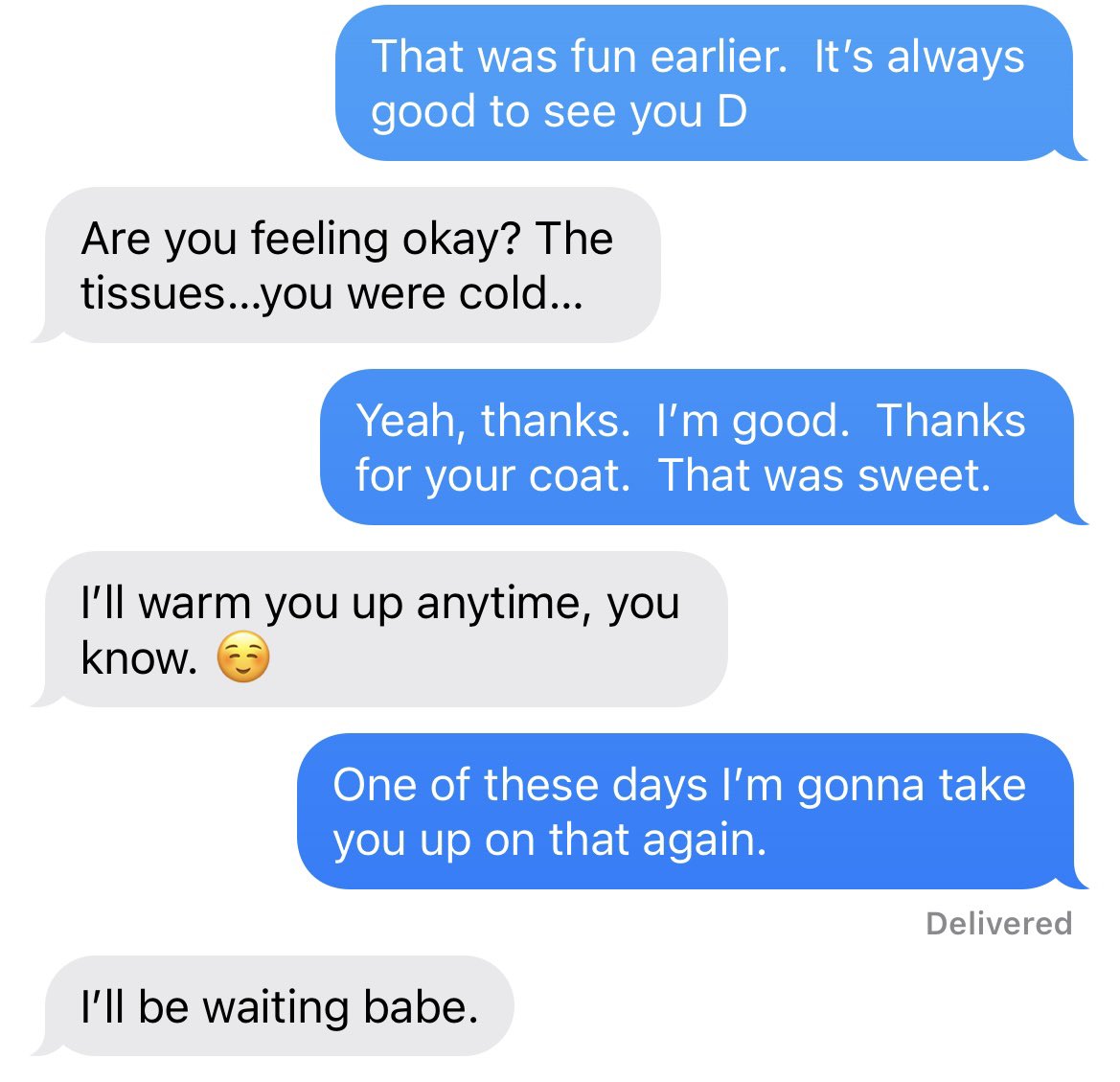 DD_Gilly_Texts's tweet photo. October 11, 2013 #DavidDuchovny #GillianAnderson                 #Parody https://t.co/IkFeJQMUoj