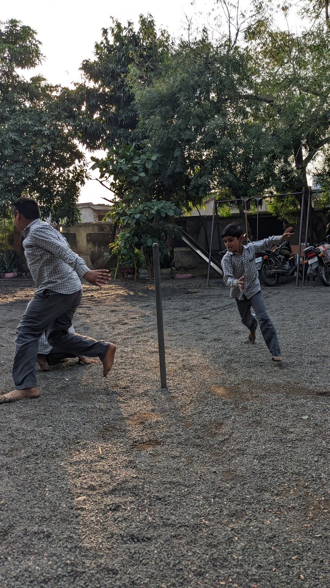 PanasadaS's tweet photo. #UnlockSchool

ખેલકુદ, મોજ મસ્તી સાથે શાળાના પ્રથમ દિવસની ઉજાણી... https://t.co/EiyJdcJ238