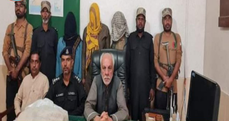 #خضدار"زاوہ چیک پوسٹ پر لیویز اہلکاروں نے کاروائی کرتے ہوۓ جیپ گاڑی سے 25 کلوگرام چرس اور ایک عدد پسٹل بمعہ راؤنڈ برآمد کرلیا
#BalochistanNews #Balochistan