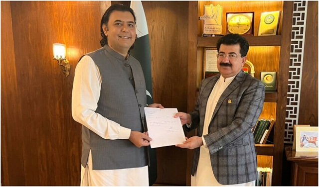 Mustafa Nawaz Khokhar formally resigns as #senator
#Balochistan