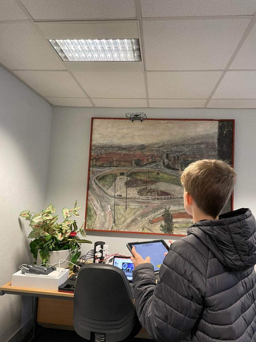 DYWEdinMidEast's tweet photo. We've been flying drones, trying new things and talking to some local employers about working in Construction! https://t.co/eRFp8AqtZs