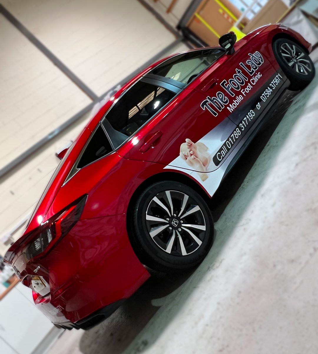 LNGraphicDesign's tweet photo. Full colour #CustomGraphics for The Foot Lady's new #HondaCivic
Professionally printed & installed by L & N Graphic Designs
π 01788 833020
π§ l_ngraphicdesigns@hotmail.co.uk
#lngraphicdesigns #vehiclegraphics #customgraphics #partwrap #branding #signs #signage #smallbusiness https://t.co/LfZSZ99oxf