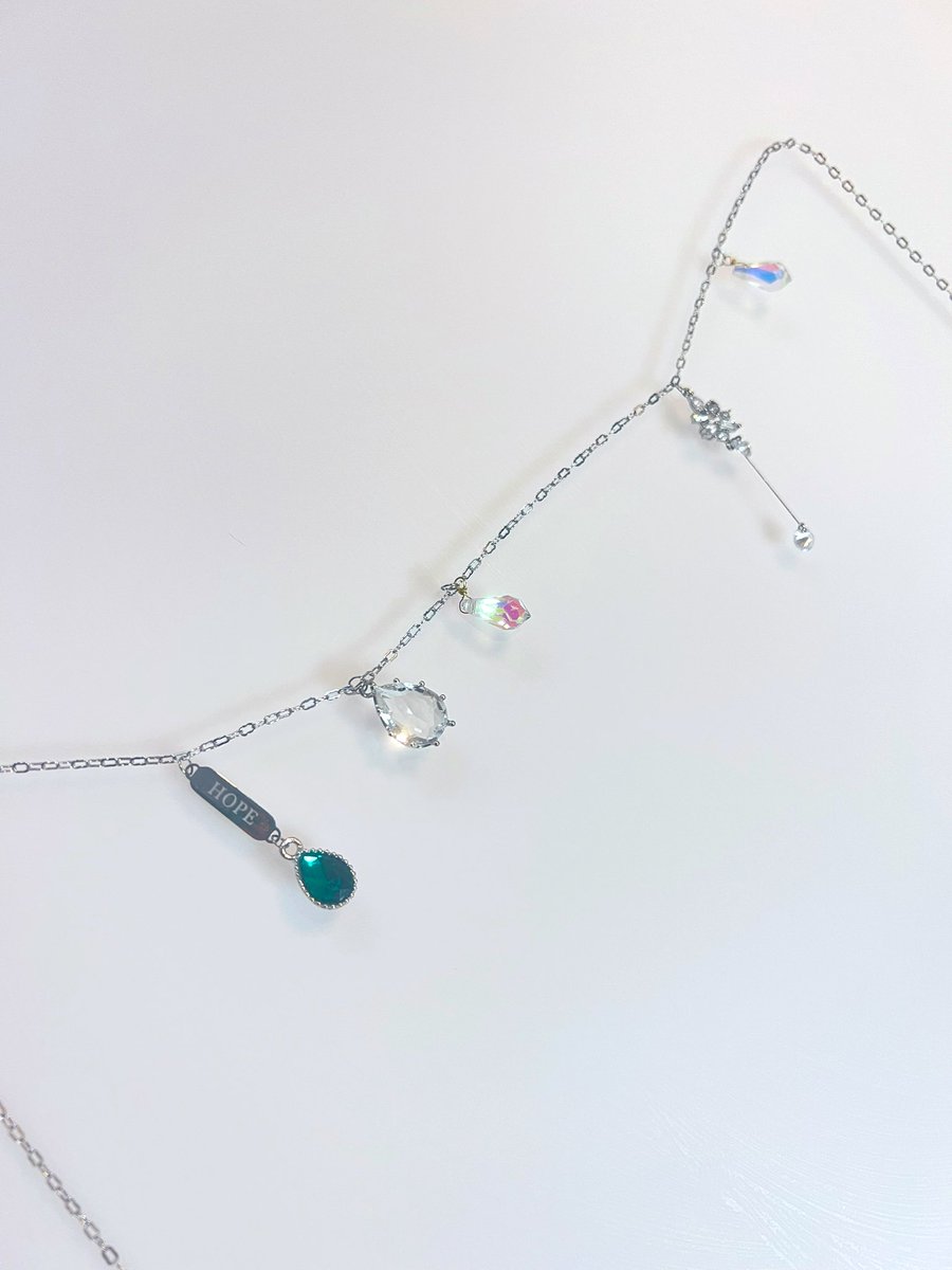 풀잎타야 tweet media