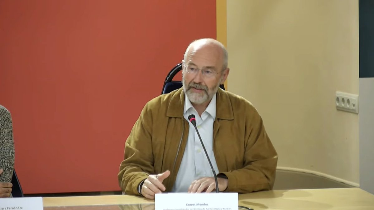 Enraíza Derechos (@enraizaderechos) on Twitter photo José Mª Medina <a href="/EnraizaDerechos/">Enraíza Derechos</a> y <a href="/ODA_Esp/">ODA-E</a>:
La apuesta por la agroecología ha estado muy presente en el <a href="/ODA_Esp/">ODA-E</a>. La investigación es clave para aprender de la práctica y sistematizar y escalar buenas experiencias.
Jornada de #Agroecología organizada por <a href="/ONGD_CERAI/">ONGD CERAI</a> y <a href="/AECID_es/">AECID</a> José Mª Medina <a href="/EnraizaDerechos/">Enraíza Derechos</a> y <a href="/ODA_Esp/">ODA-E</a>:
La apuesta por la agroecología ha estado muy presente en el <a href="/ODA_Esp/">ODA-E</a>. La investigación es clave para aprender de la práctica y sistematizar y escalar buenas experiencias.
Jornada de #Agroecología organizada por <a href="/ONGD_CERAI/">ONGD CERAI</a> y <a href="/AECID_es/">AECID</a>