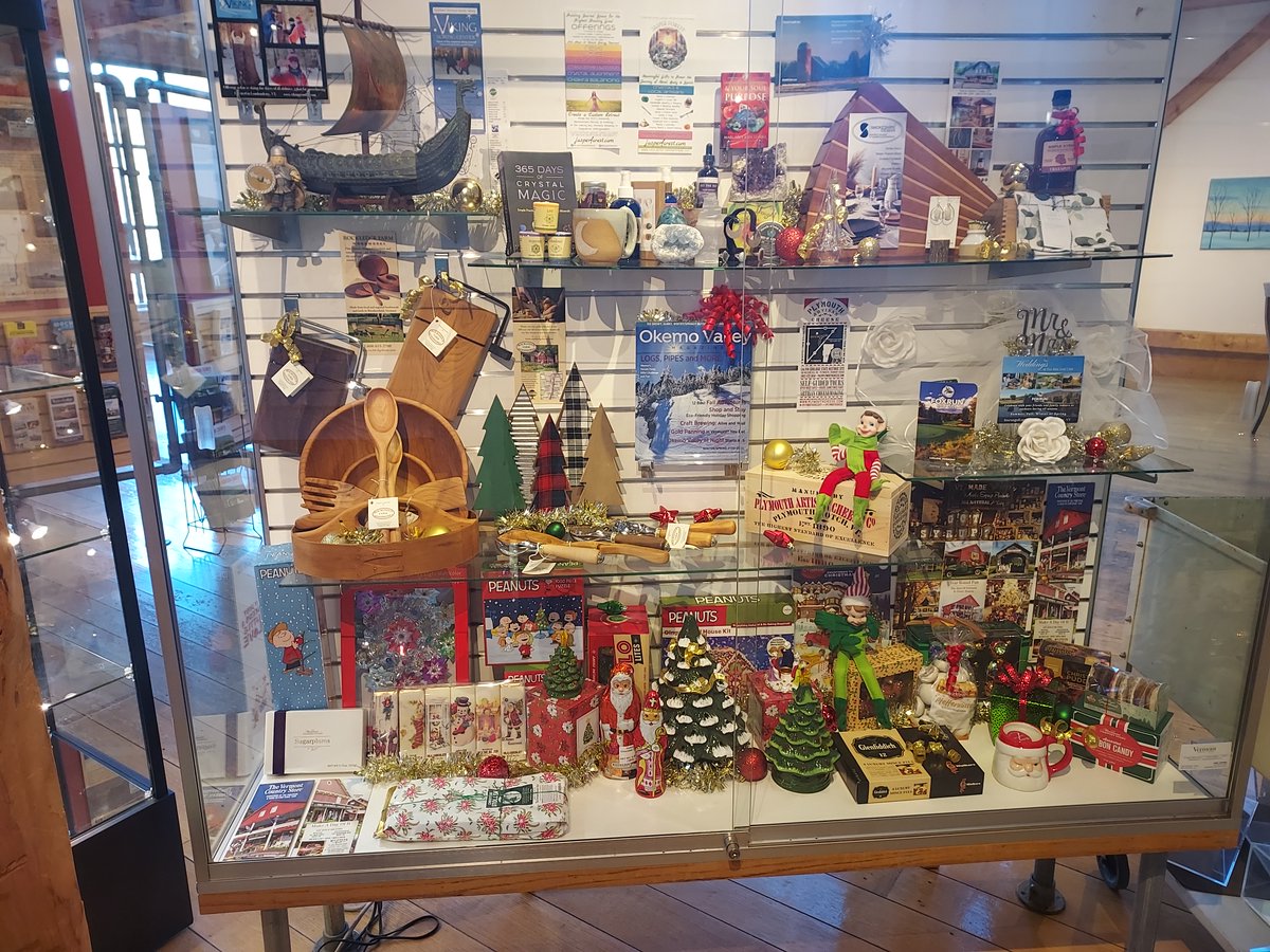 okemovalley's tweet photo. #OkemoValley Nov display at the Guilford VT Visitors Welcome Center featuring: Fox Run Hospitality, Jasper Forest, Plymouth Artisan Cheese, Rockledge Farm Woodworks, Smokeshire Design, VT Country Store, Viking Nordic Ctr! #LudlowVT #ChesterVT #WestonVT #PlymouthVT #LondonderryVT https://t.co/4FGQwX6RLj