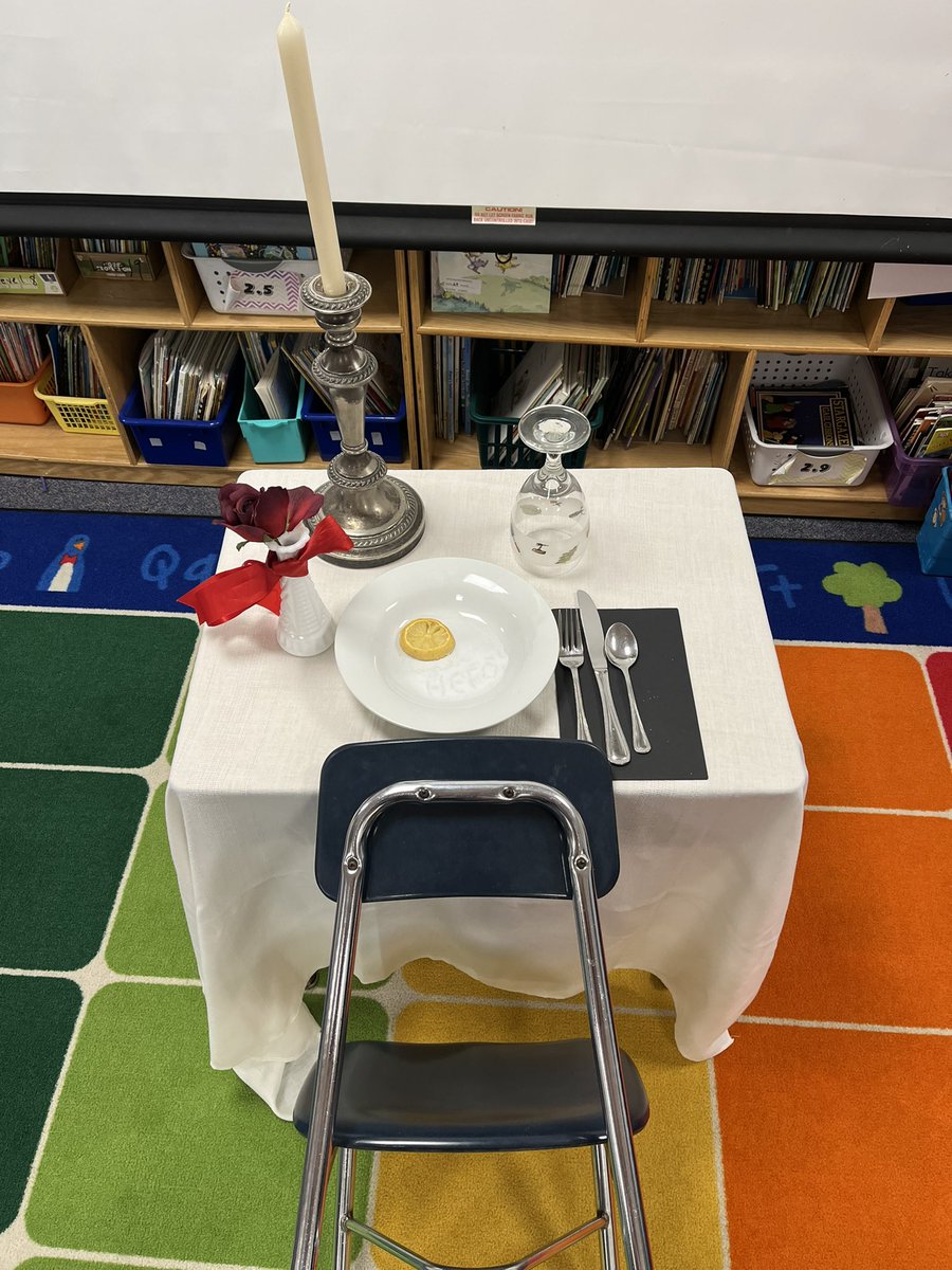 mcomeau75's tweet photo. Mrs. Lang’s class is honoring our Veteran’s.  They read the story America’s White Table and set up their own white table. #swartzcreekdragons #VeteransDay2022 @MorrishDragons https://t.co/V2Fam1o05p