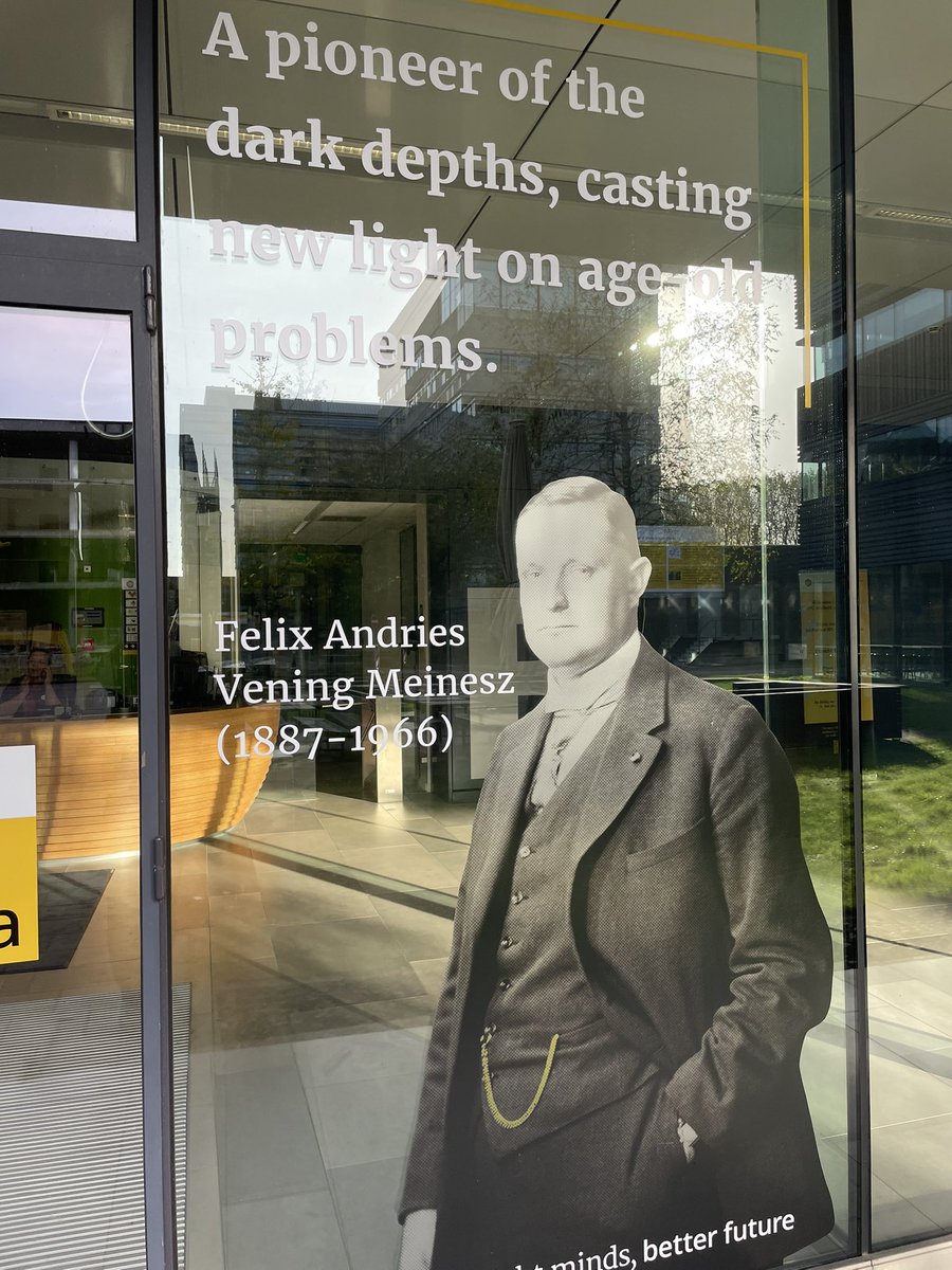 SourceToSink's tweet image. I like this one: “The University will stay younger forever”. It is a place where the students, professors, and knowledges have kept being refreshed and updated all the time. Many thanks for @changing_shores invitation and warm host!