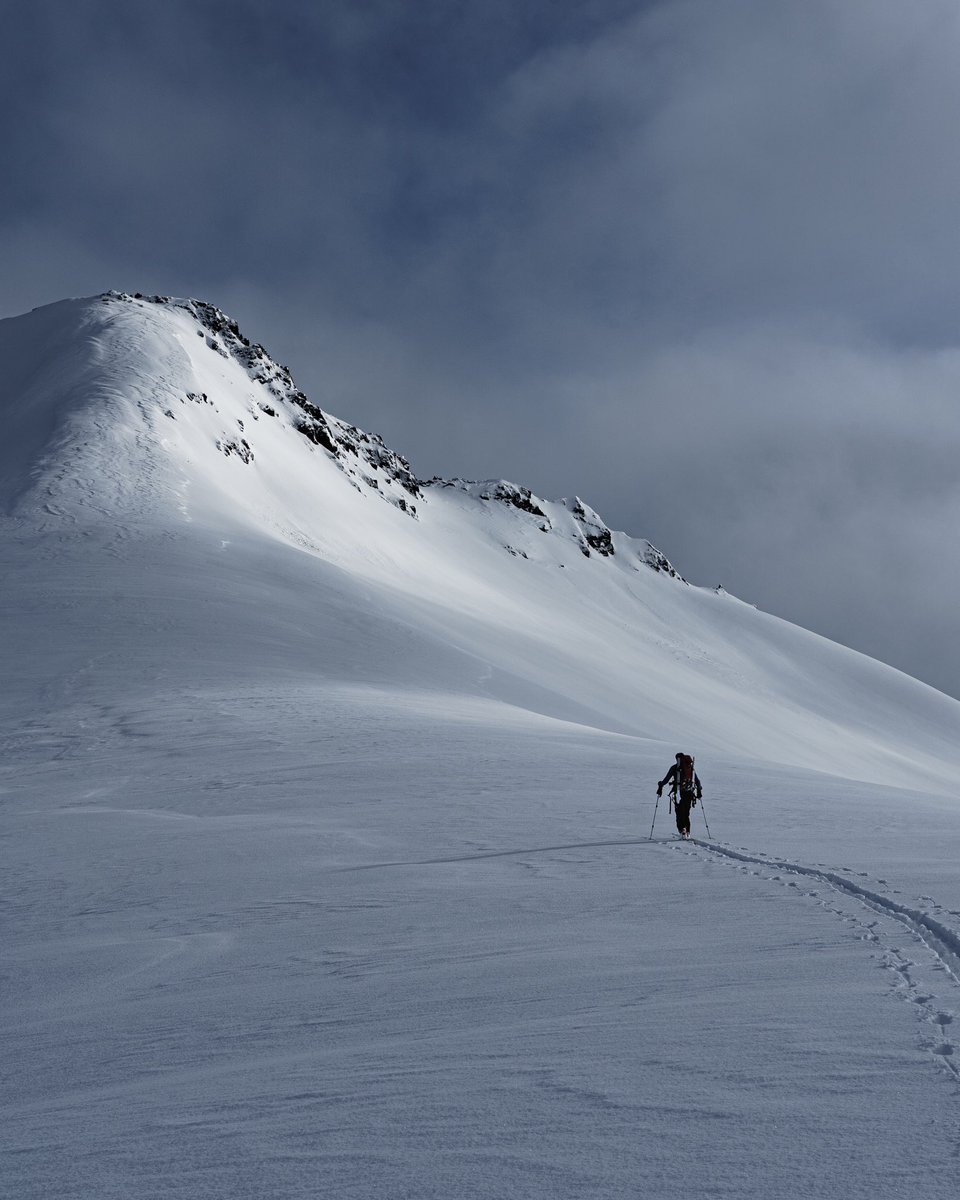 Gm beautiful people! ❄️

I’m extremely bullish on tons of pow pow for this winter 🌨️❄️👀

What are you bullish on today? 

Have a fabulous day fam! ☀️✨🤍