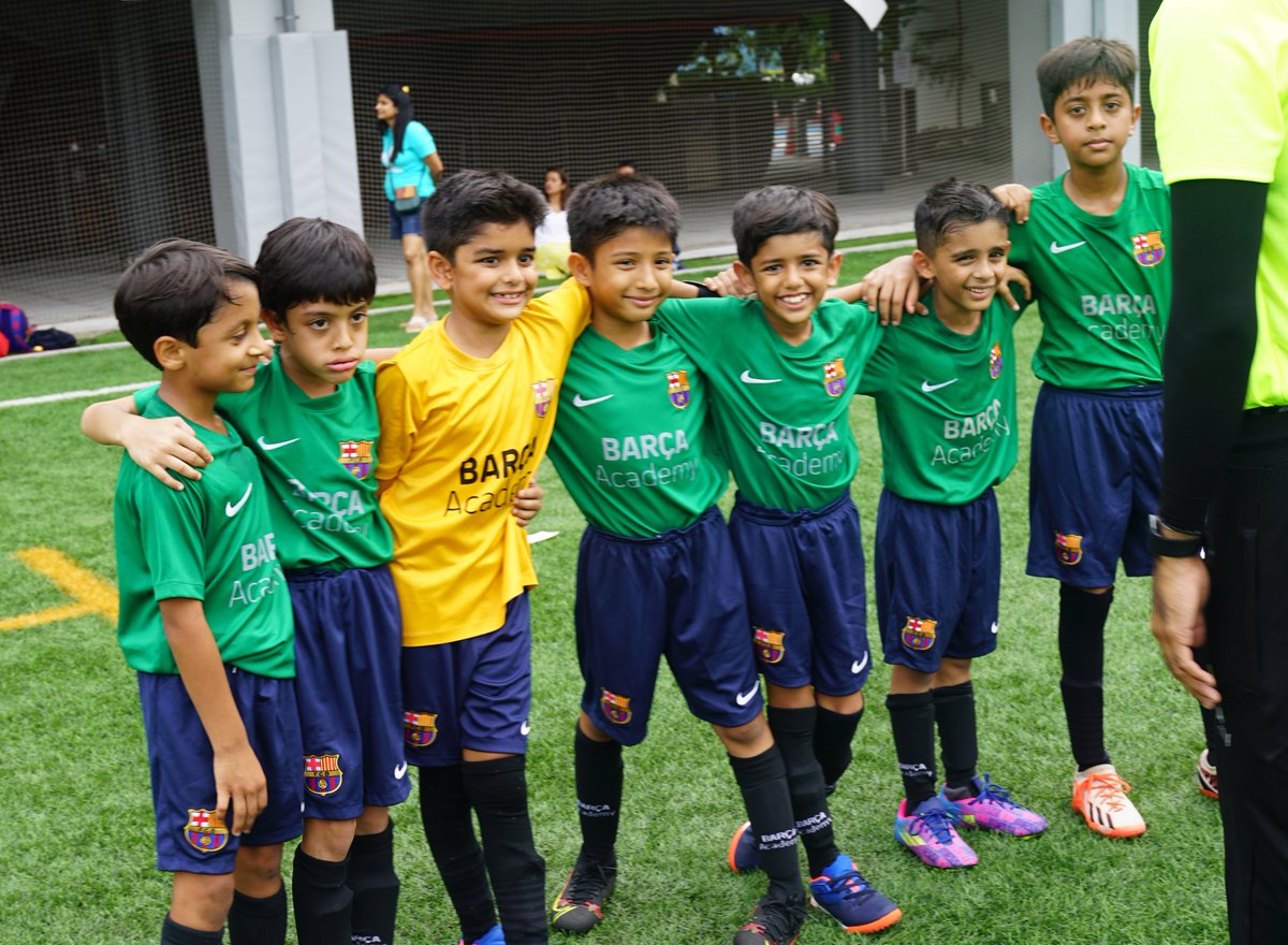 BarcaAcademy's tweet photo. 📍🇮🇳🇸🇬 Barça Academy Singapore, Barça Academy Delhi, Barça Academy Mumbai, Barça Academy Pune and Barça Academy Bengaluru enjoing together the #SingaCup @SingaCup ! Making new Barça friends around the world!! 😍😍😍 https://t.co/UtIFiGvk5d