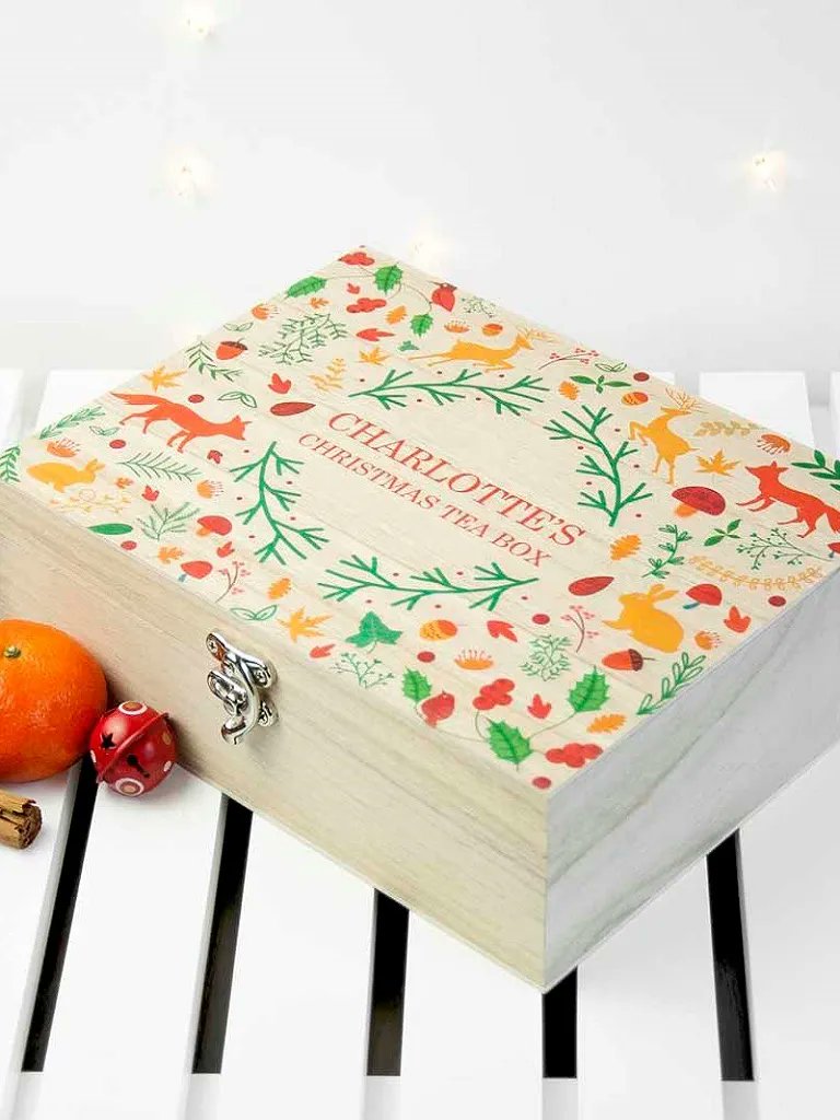 HWrapped's tweet image. Personalised Christmas Tea Box
Full of delicious Christmas-themed  teas
buff.ly/3UqL5hM

#giftideas2022 #christmasiscoming #Christmas2022 #happiness
