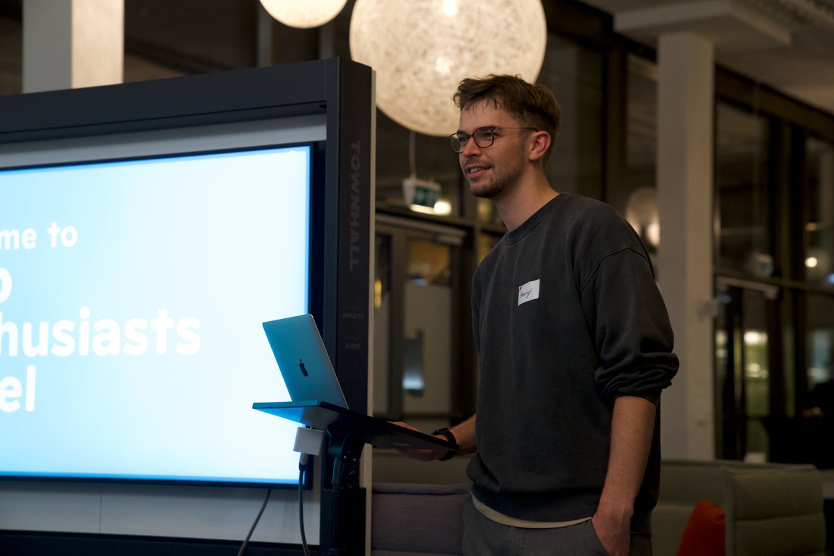 webmeetup_ch's tweet photo. Thanks to everyone who showed up to our last event with @nic_o_martin's awesome talk about how to use the browser to talk with robots 🤖

We also thank our sponsors @WondrousLTD for the venue and @cyon for the snacks and drinks. 🍕

Stay tuned for the next event, see you soon! 👋 https://t.co/sYt0iZEGgd