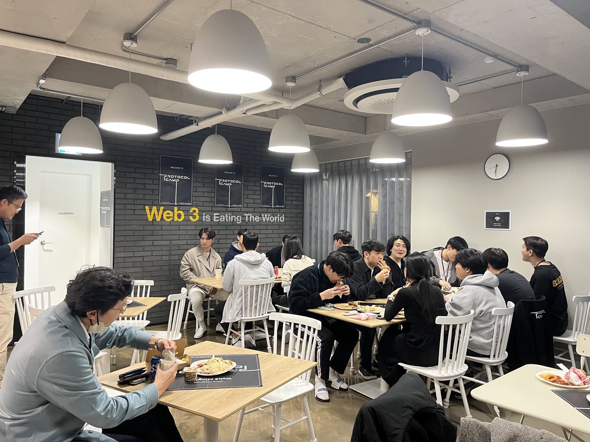 ProtocolCamp's tweet photo. #프로토콜캠프3기 #Web3Mingling #Alumni
🗓️Date : 2022.11. 9
@ProtocolCamp powered by Hanwha X Hashed (@hashed_official), a gateway to the next generation of crypto builders
#블록체인 #BUIDL #AMA #Mingling https://t.co/5XsXpEnPqC