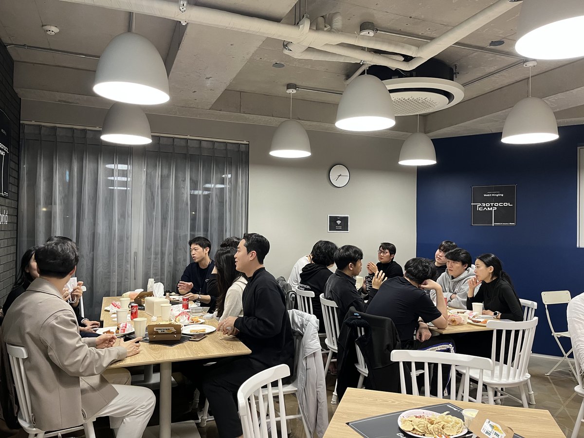 ProtocolCamp's tweet photo. #프로토콜캠프3기 #Web3Mingling #Alumni
🗓️Date : 2022.11. 9
@ProtocolCamp powered by Hanwha X Hashed (@hashed_official), a gateway to the next generation of crypto builders
#블록체인 #BUIDL #AMA #Mingling https://t.co/5XsXpEnPqC