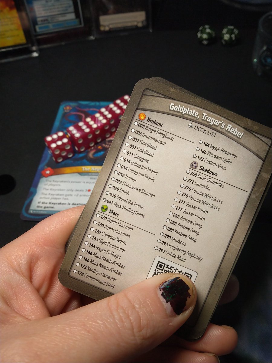 fizzsnap's tweet photo. 'Goldplate, Tragar's Rebel' Is the first deck through to round 3 of #TheUltimateKeyrakenChallenge
Lollop the Titanic proving to be the Keyraken's bane yet again 😁
#KeyForgeAdventures #Keyforge https://t.co/ZrpFJJ9cEg