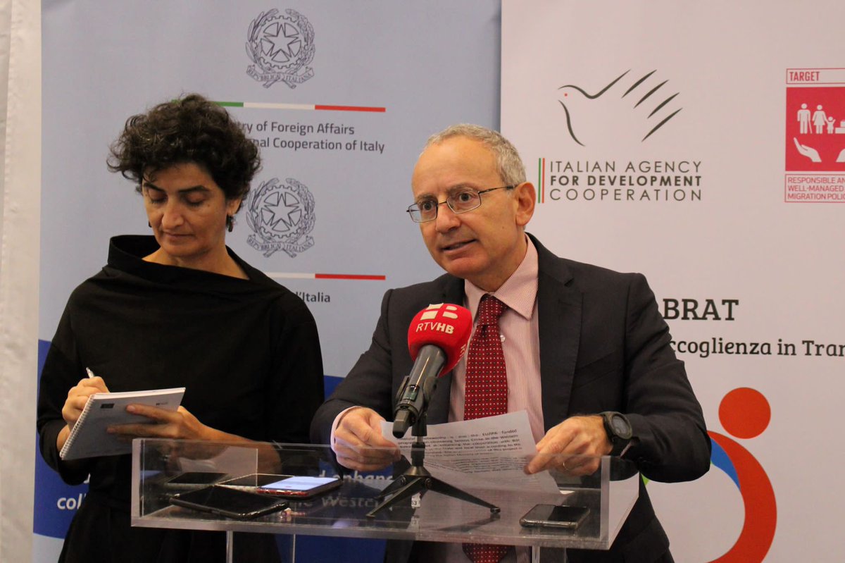 italyinbih's tweet photo. Today in #Sarajevo we presented 🇮🇹 projects aimed at assisting 🇧🇦 in managing #migration flows
🙏 to our partners: @IOMBiH financed by #FondoMigrazioni of @ItalyMFA_int, #italian CSOs @ipsia_acli @CaritasItaliana @crocerossa financed by @AICSTirana &amp; 🇧🇦 #CrveniKriz @MSBosnia https://t.co/sPlnrAp0wx