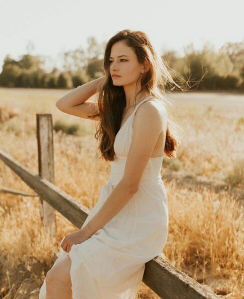 Happy Birthday Mackenzie Foy! 