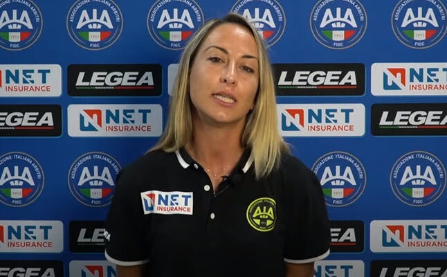 Esordio speciale in Fiorentina-Salernitana: Trasciatti alla sua prima presenza in Serie A

Una notizia positiva per una categoria che da quest’anno vanta  anche la presenza di Maria Sole Ferrieri Caputi come primo arbitro di campo donna nella storia della <a href="/SerieA/">Lega Serie A</a> 

<a href="/AIA_it/">A.I.A.</a>