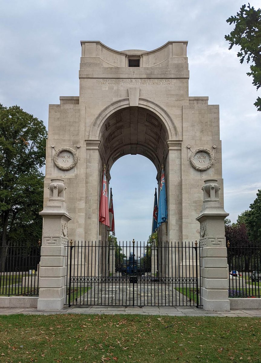 HConservation's tweet photo. One certainly needs a #headforheights in this job. Here’s some images of #recentworks #LeicesterCenotaph during #Doff & #Thermatec cleaning. #ArchofRememberance #stone #conservation #paintanalysis #Remembrance #Birdseyeview #Leicester @Leicester_News https://t.co/WJEGWdUaRg