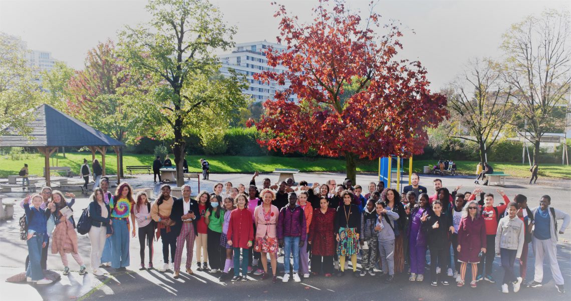 VillonCollege's tweet photo. https://t.co/rtN42bSobW
Podcast du rainbow day. Un peu, beaucoup de couleurs dans la grisaille de l'actualité du Monde. #Feelgood #DiVa14 https://t.co/pJWZ1JpGPG