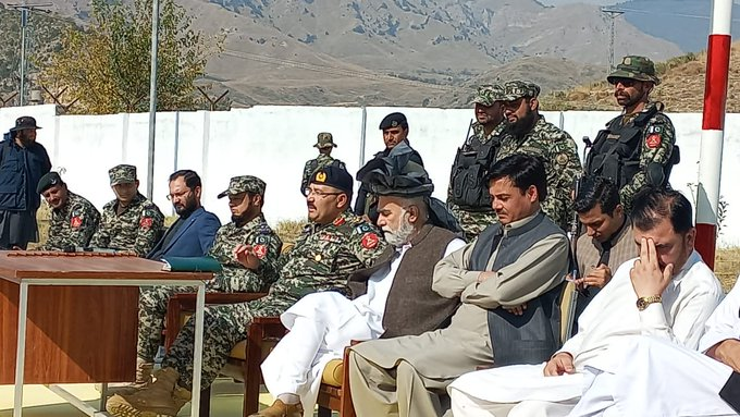 north1122_news's tweet photo. اپر اورکزئی غلجو میں کمانڈنٹ اورکزئی سکاوٹس کرنل محمد تسنیم نےڈگری کالج ہاسٹل کا باقاعدہ افتتاح کر دیا افتتاح کےموقع پر اسسٹنٹ کمشنر امتیاز علی شاہ سمیت تحصیل چئیرمین مفتی طاہر اے اے سی سید ارسلان حاجی قاسم گل اور علاقہ مشران نے کثیر تعداد میں شرکت کی.
#FCIsPrideofPakistan #Peace https://t.co/8fQOyXytaN