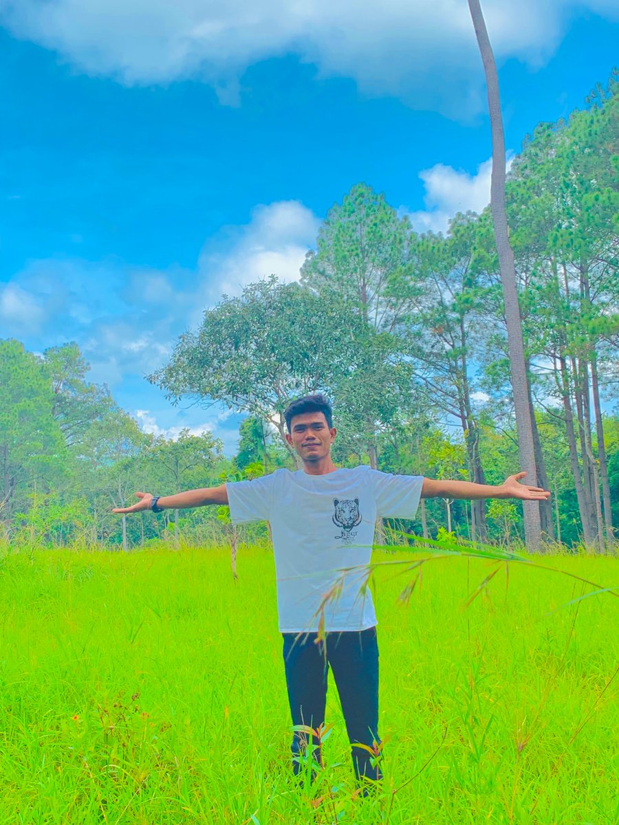 ចិត្រា tweet media
