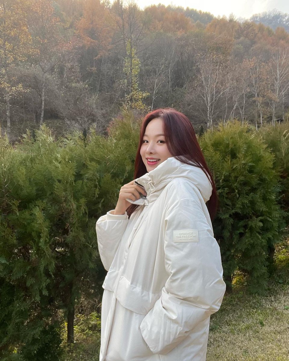 soul_gmuk_k's tweet photo. เธอกินอะไร ทำไมเธอสวยได้ขนาดนี้ เธอโสดได้อย่างไร ฉันงงมาก🤔🤔
🦋💚😍😍😍😍😍
@Solji__Official
#solji #솔지 #โซลจี
#EXIDLEGGO #EXID
#LEGGO #만두 https://t.co/kh5DR8cJi2
